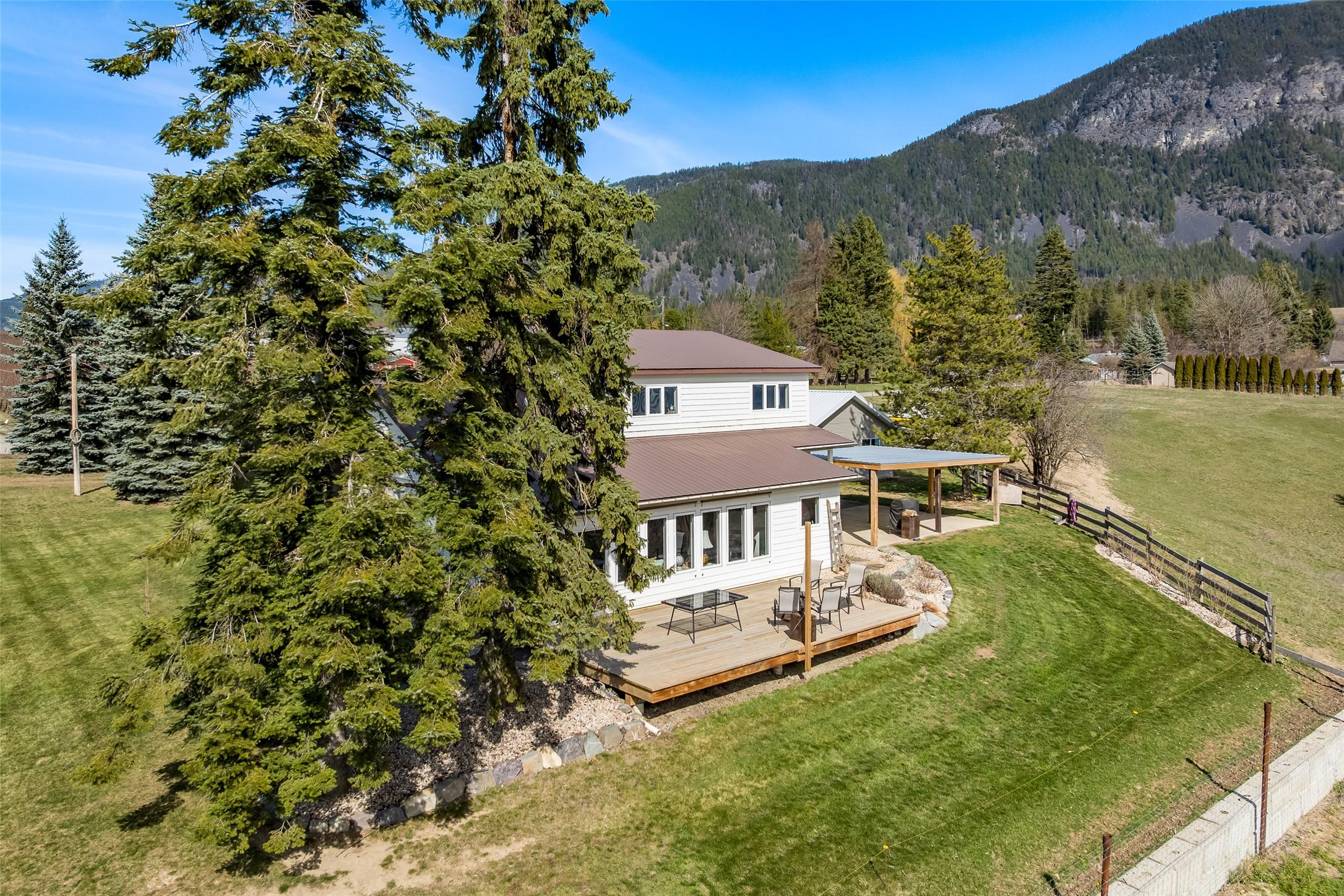 3955 46Th Street, Creston, BC - Outdoor