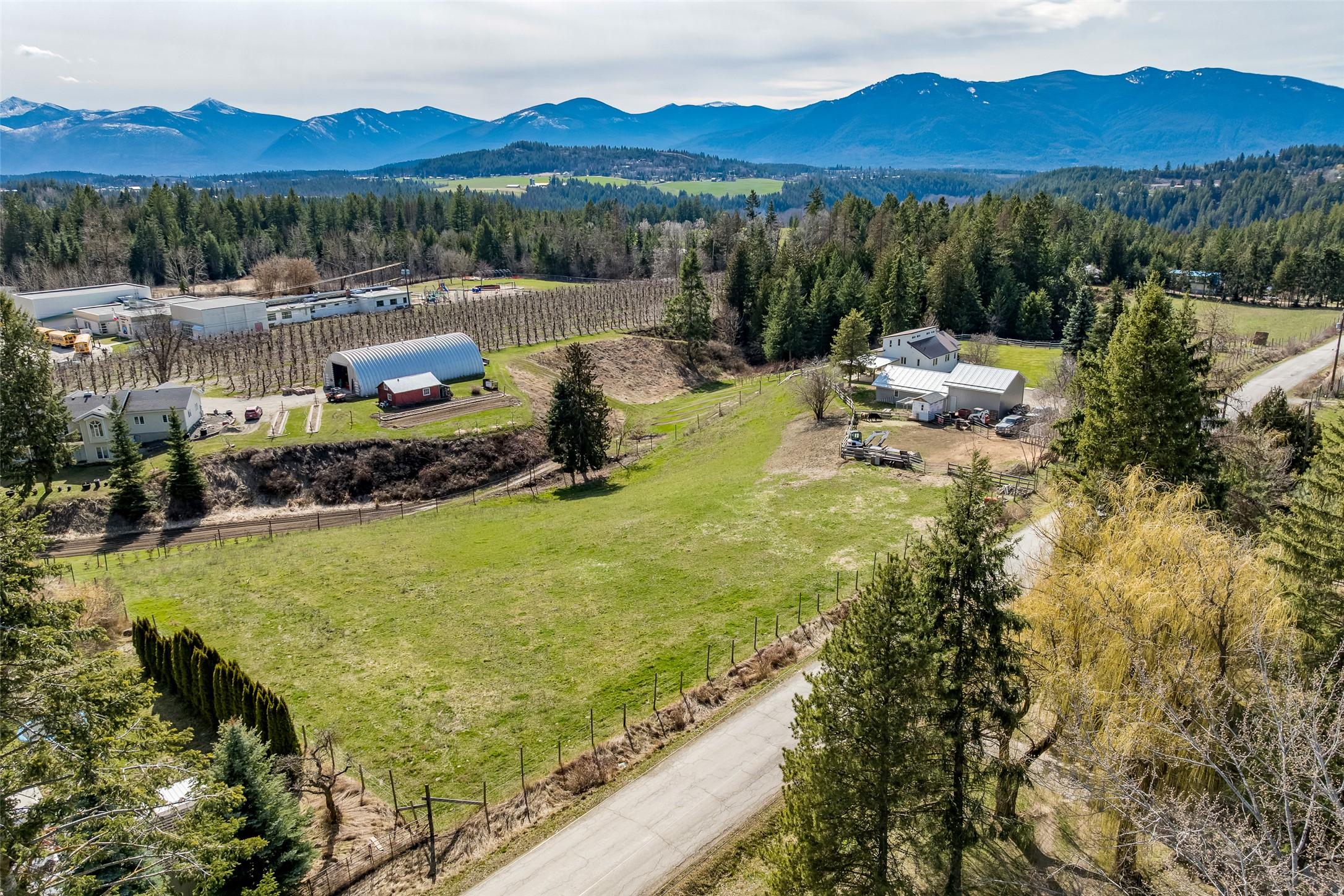3955 46Th Street, Creston, BC - Outdoor With View