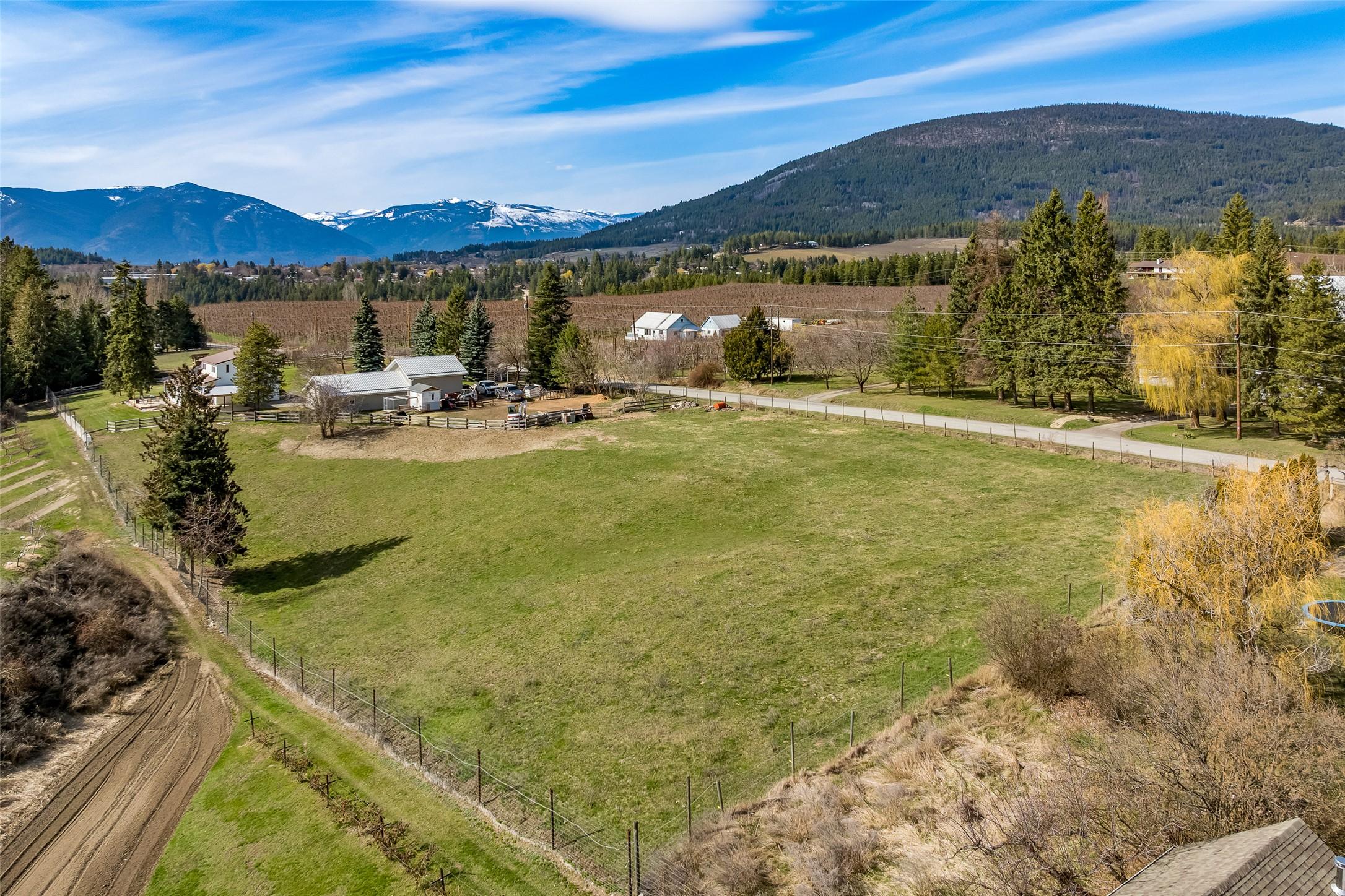 3955 46Th Street, Creston, BC - Outdoor With View