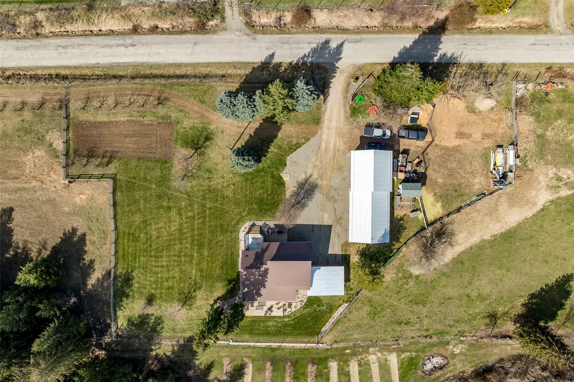 3955 46Th Street, Creston, BC - Outdoor With View