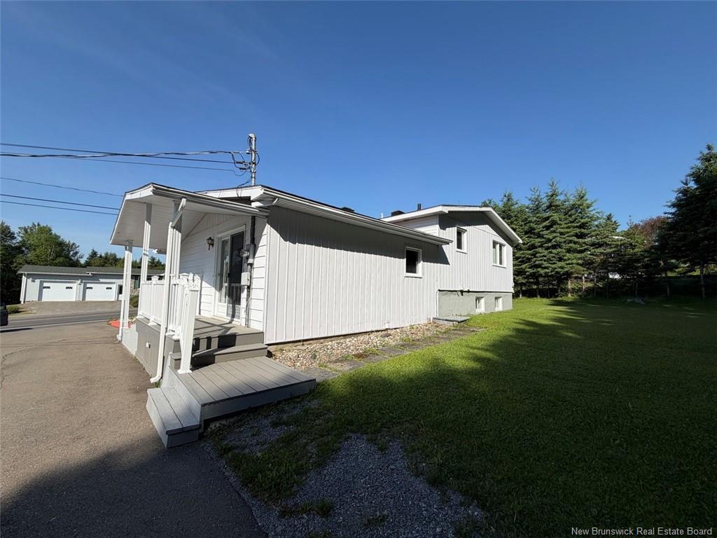 95 Des Érables Ave, Clair, NB