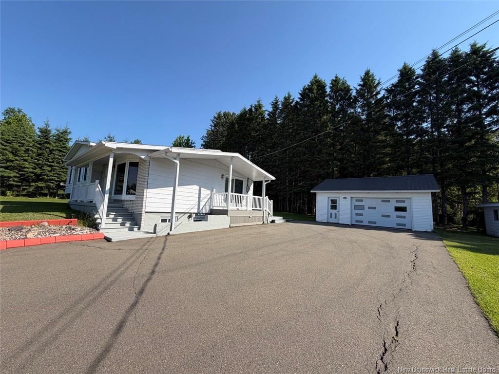 95 Des Érables Ave, Clair, NB