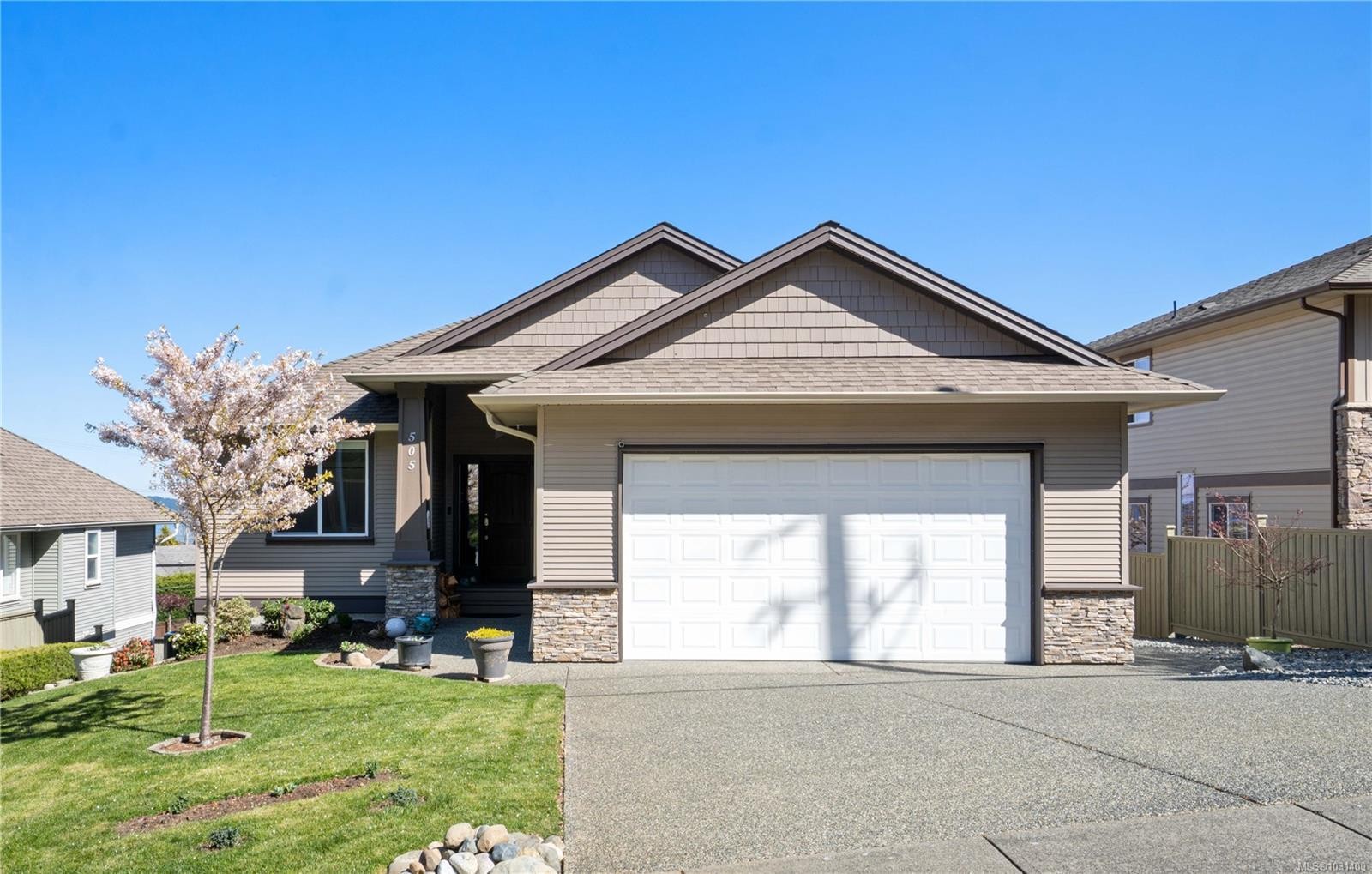505 Hall Rd, Ladysmith, BC