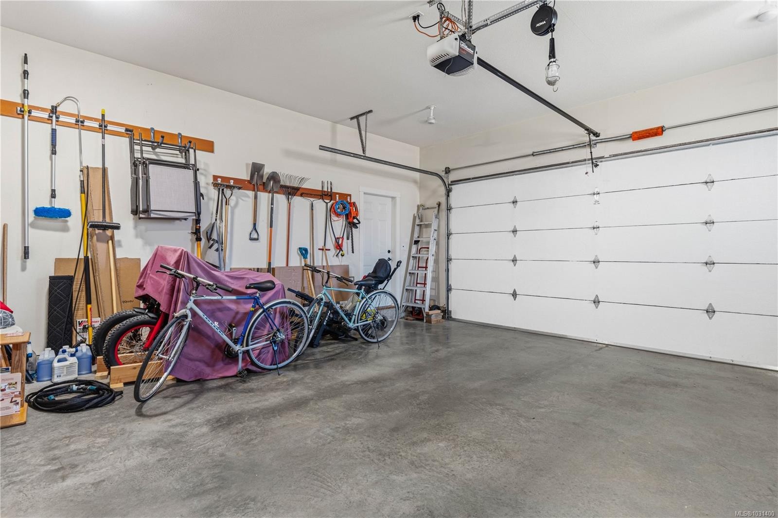 505 Hall Rd, Ladysmith, BC