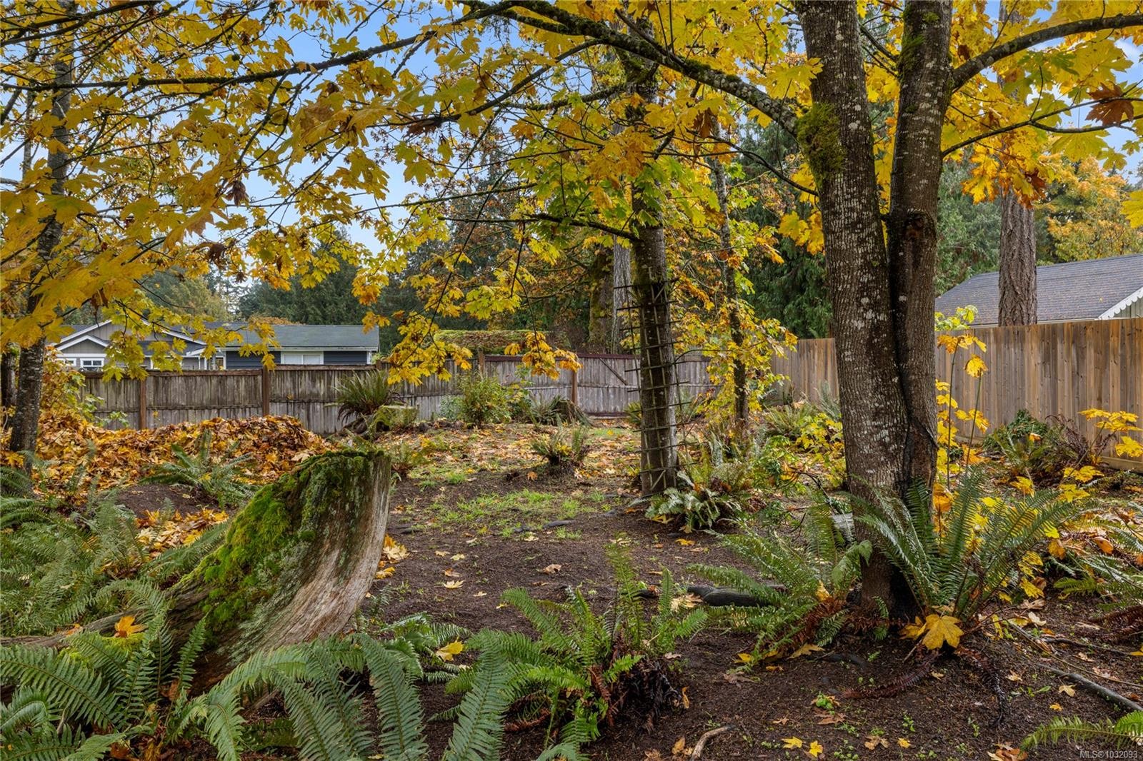 2920 Marshall Rd, Qualicum Beach, BC