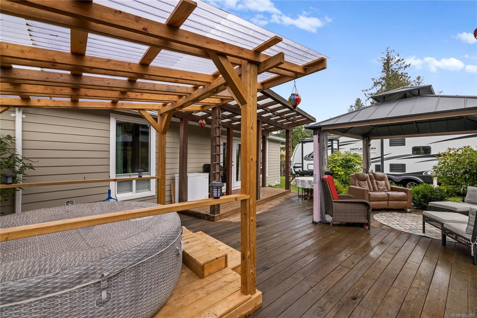 2920 Marshall Rd, Qualicum Beach, BC