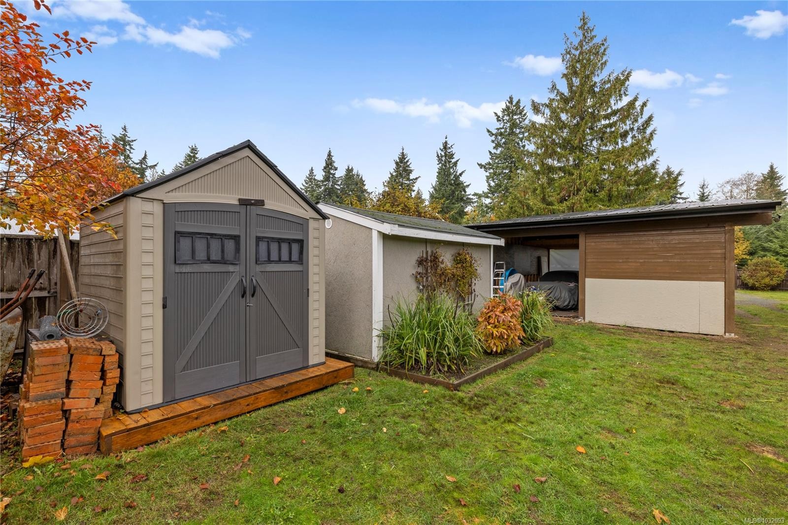 2920 Marshall Rd, Qualicum Beach, BC