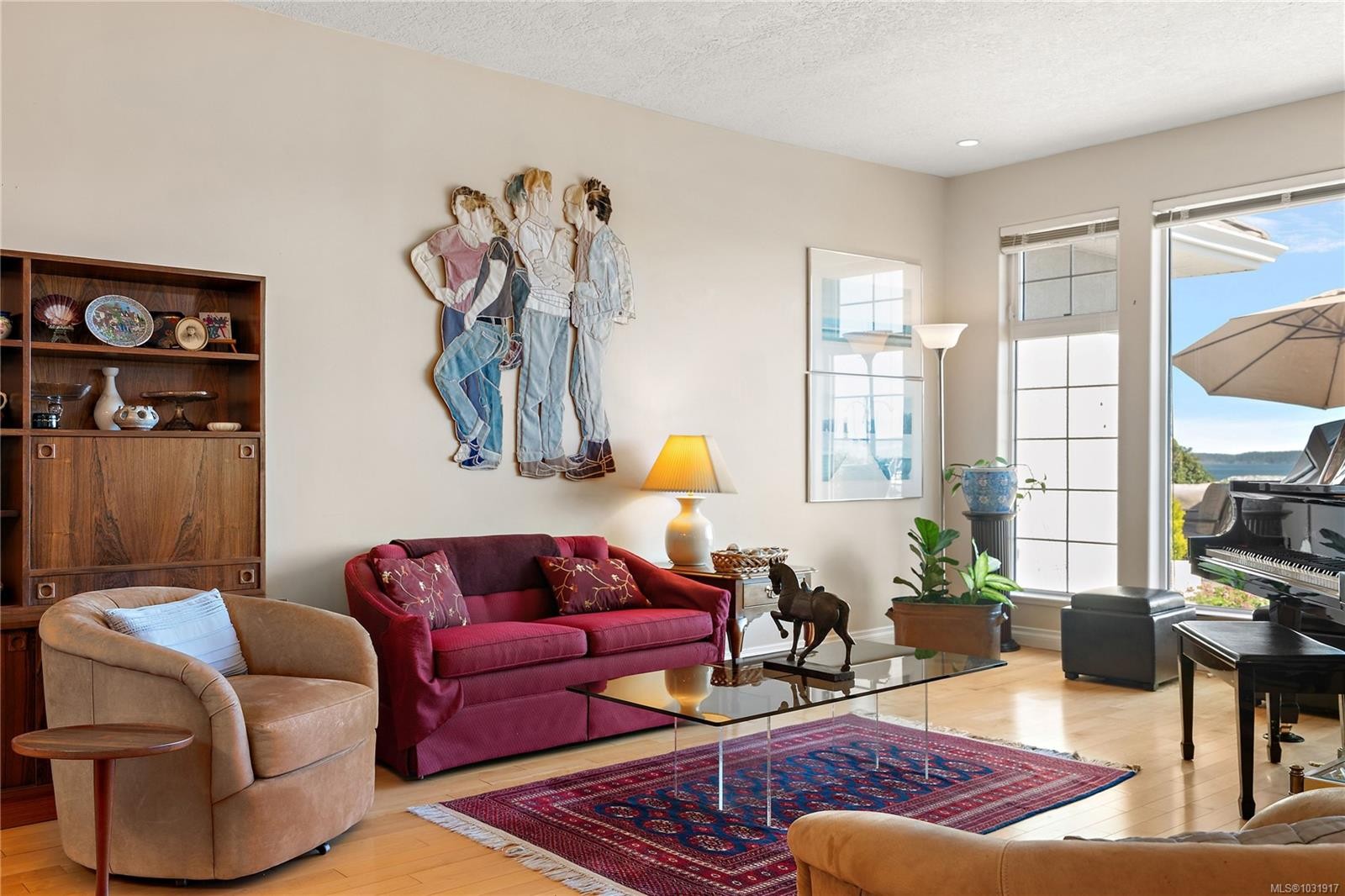 10007 Third St, Sidney, BC