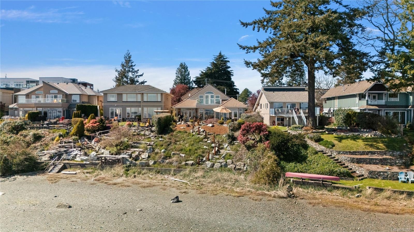 10007 Third St, Sidney, BC