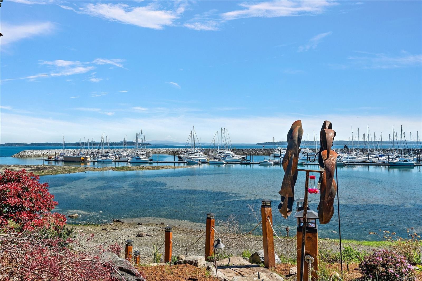 10007 Third St, Sidney, BC