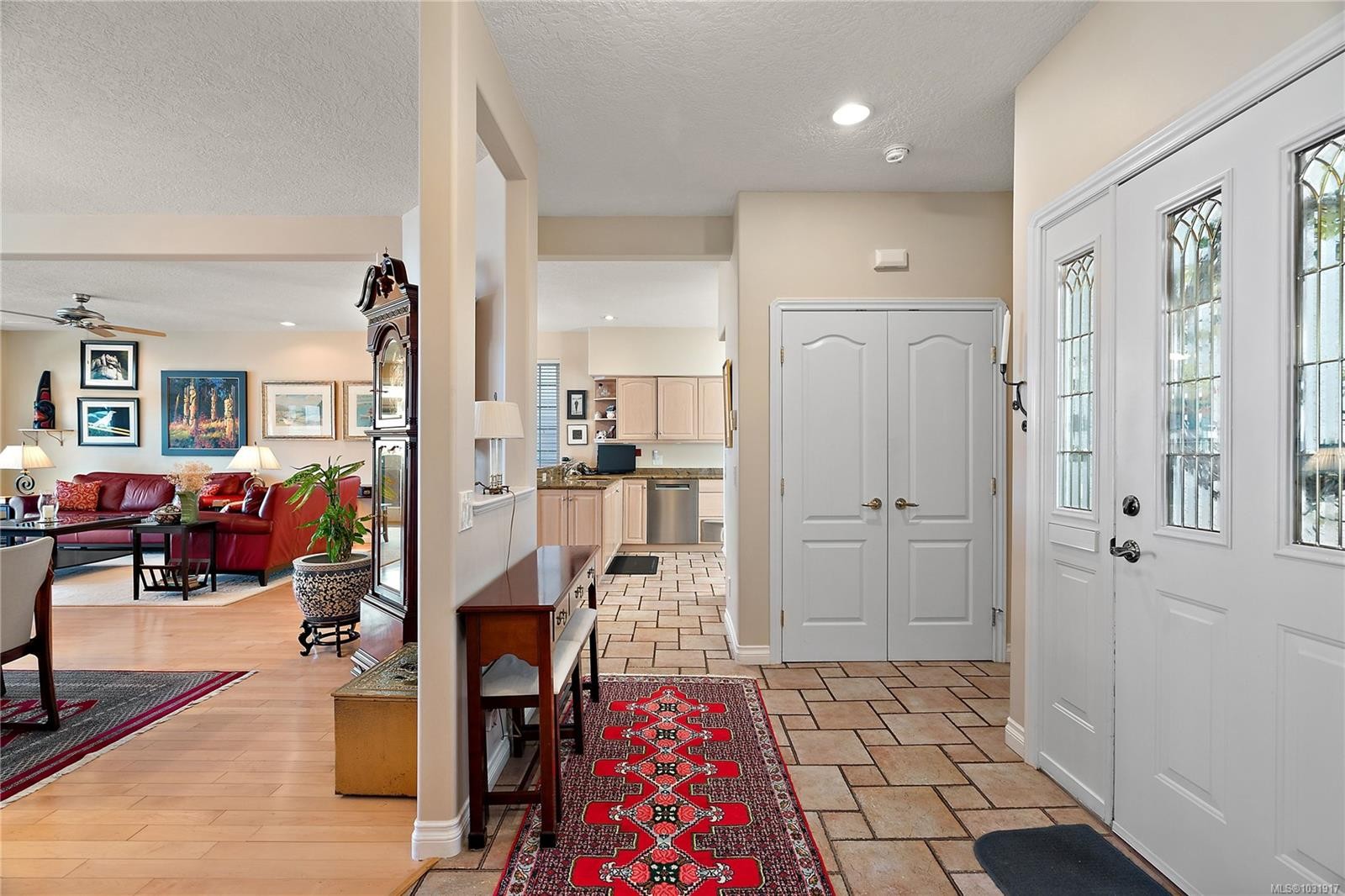 10007 Third St, Sidney, BC