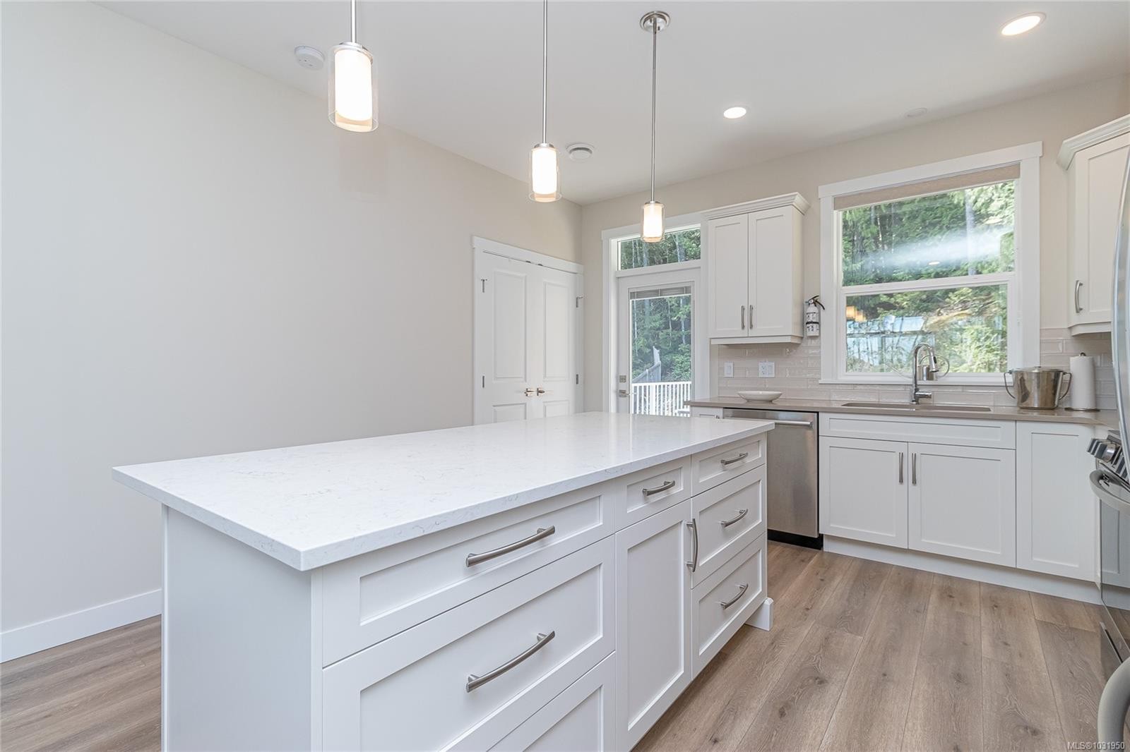 944 Craig Rd, Ladysmith, BC