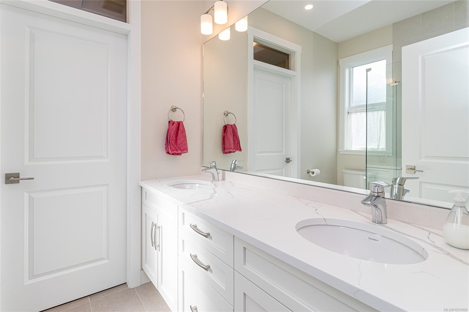 944 Craig Rd, Ladysmith, BC