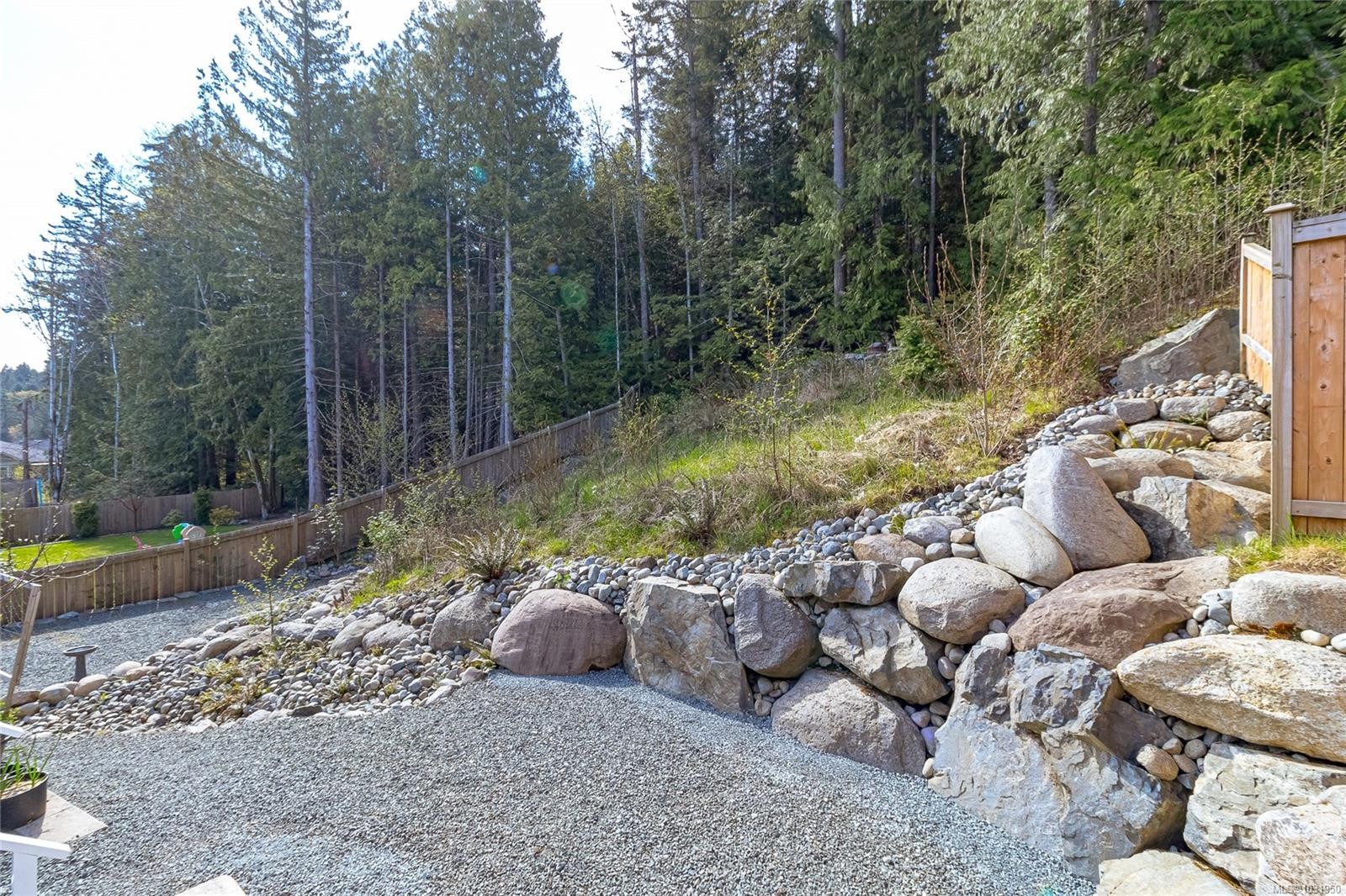 944 Craig Rd, Ladysmith, BC