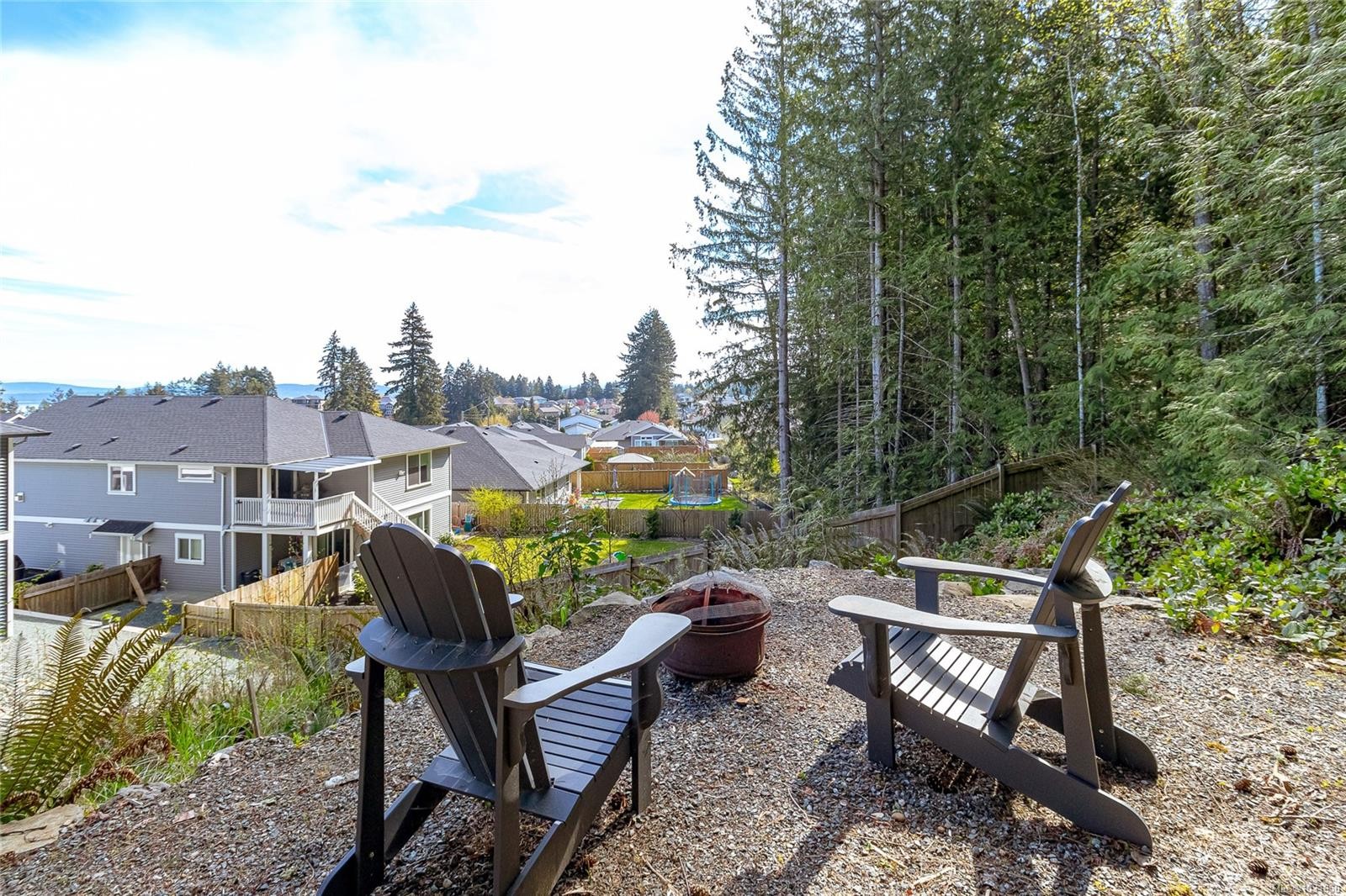 944 Craig Rd, Ladysmith, BC