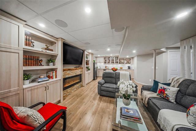 18 Moldan Bay, Winnipeg, MB