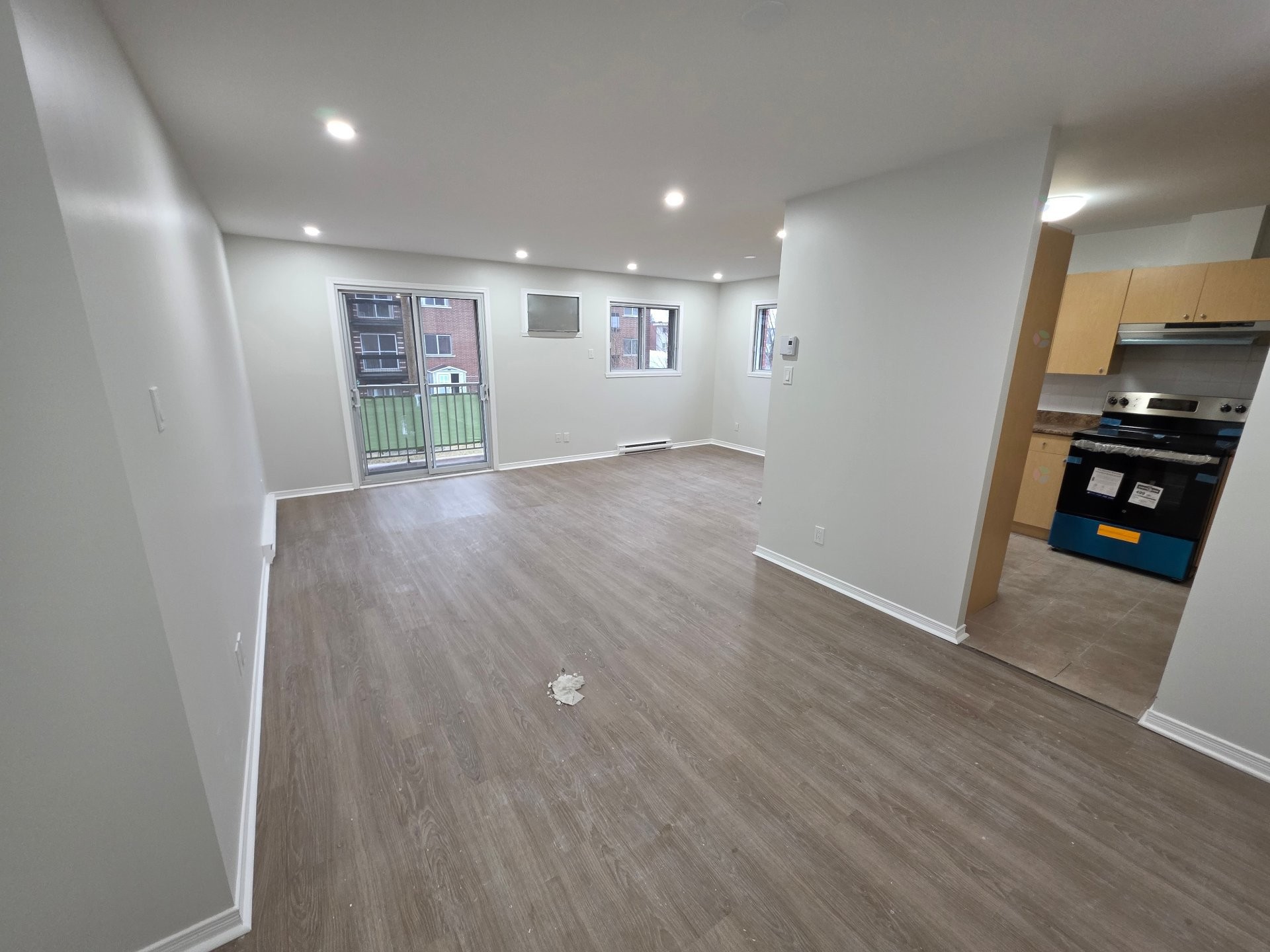Overall view - 104-520 Rue Varennes, Longueuil (Le Vieux-Longueuil), QC - Indoor