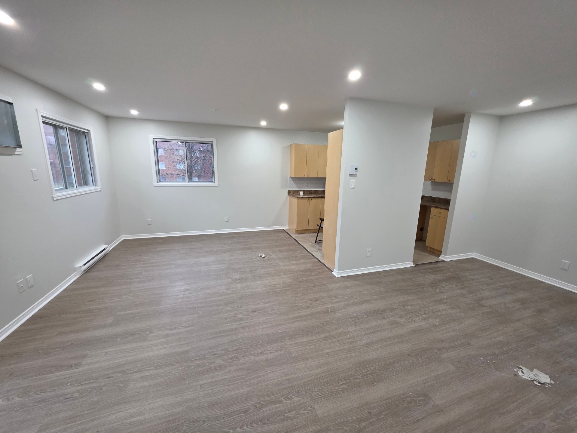 Living Room - 104-520 Rue Varennes, Longueuil (Le Vieux-Longueuil), QC - Indoor