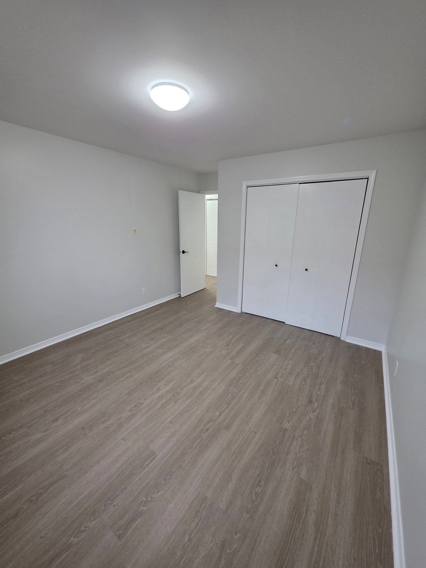 Master Bedroom - 104-520 Rue Varennes, Longueuil (Le Vieux-Longueuil), QC - Indoor Photo Showing Other Room