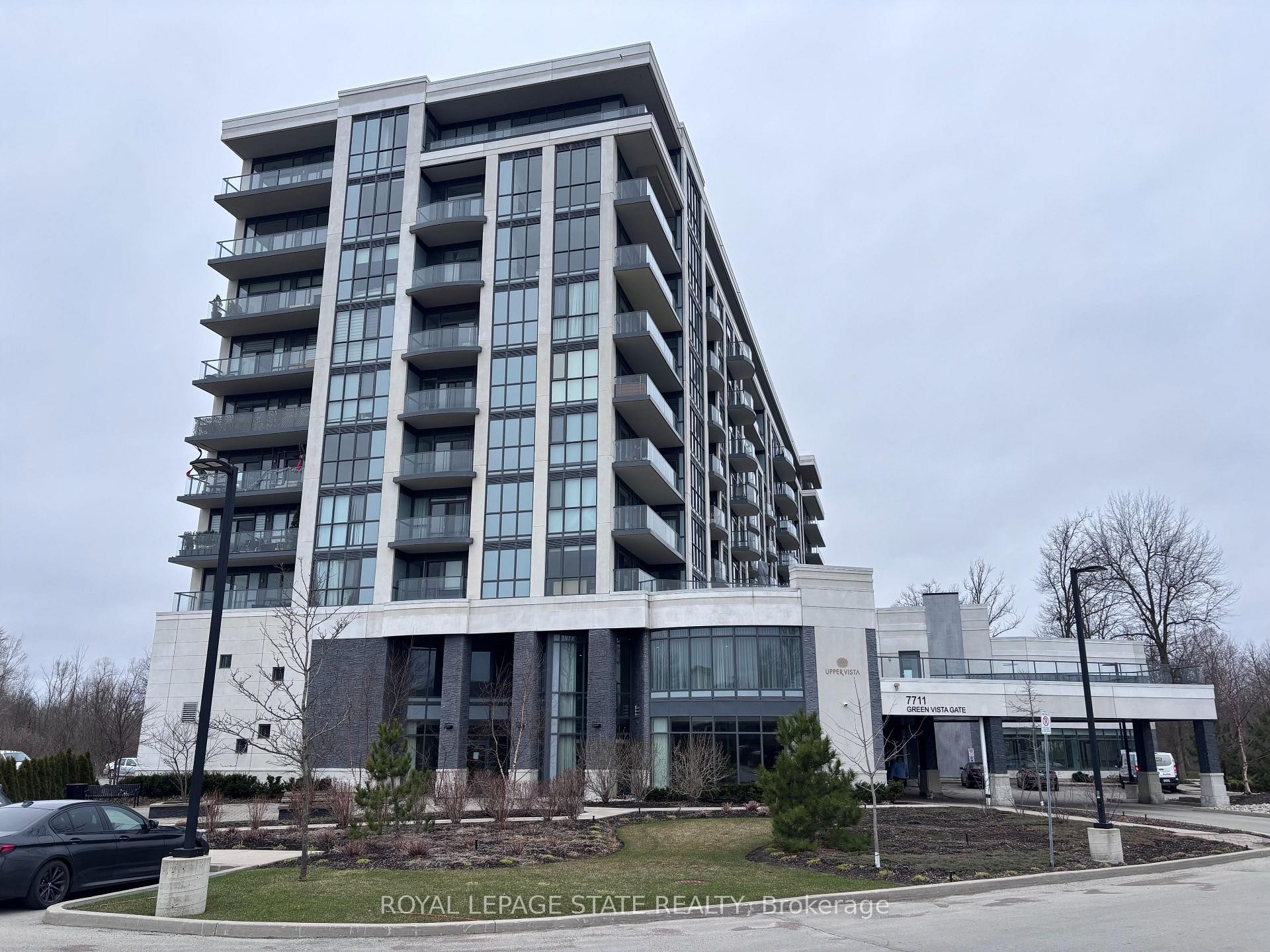 803-7711 Green Vista Gate, Niagara Falls, ON - Outdoor With Facade