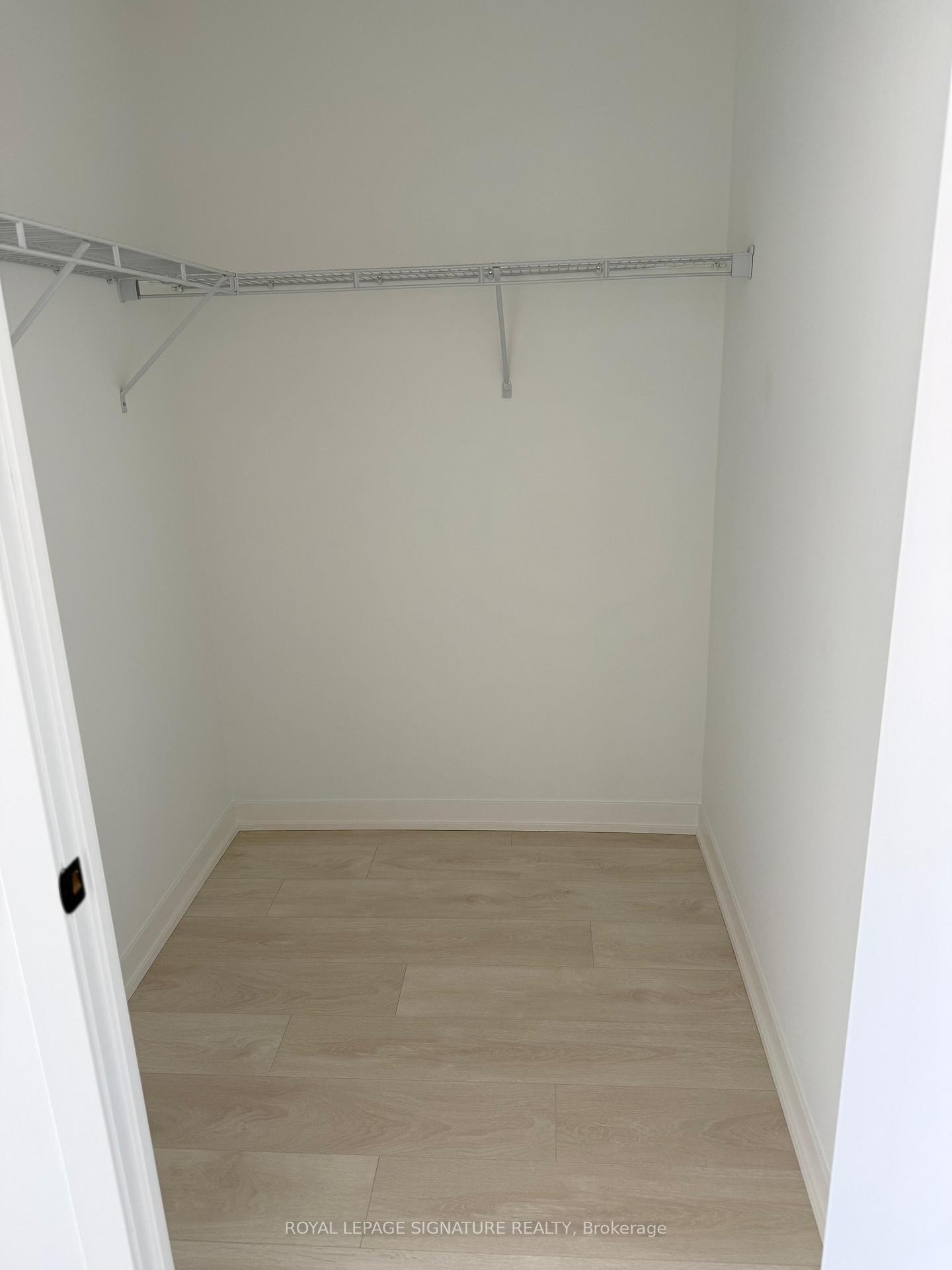331-4878 Powers Common Boulevard, Burlington, ON - Indoor With Storage