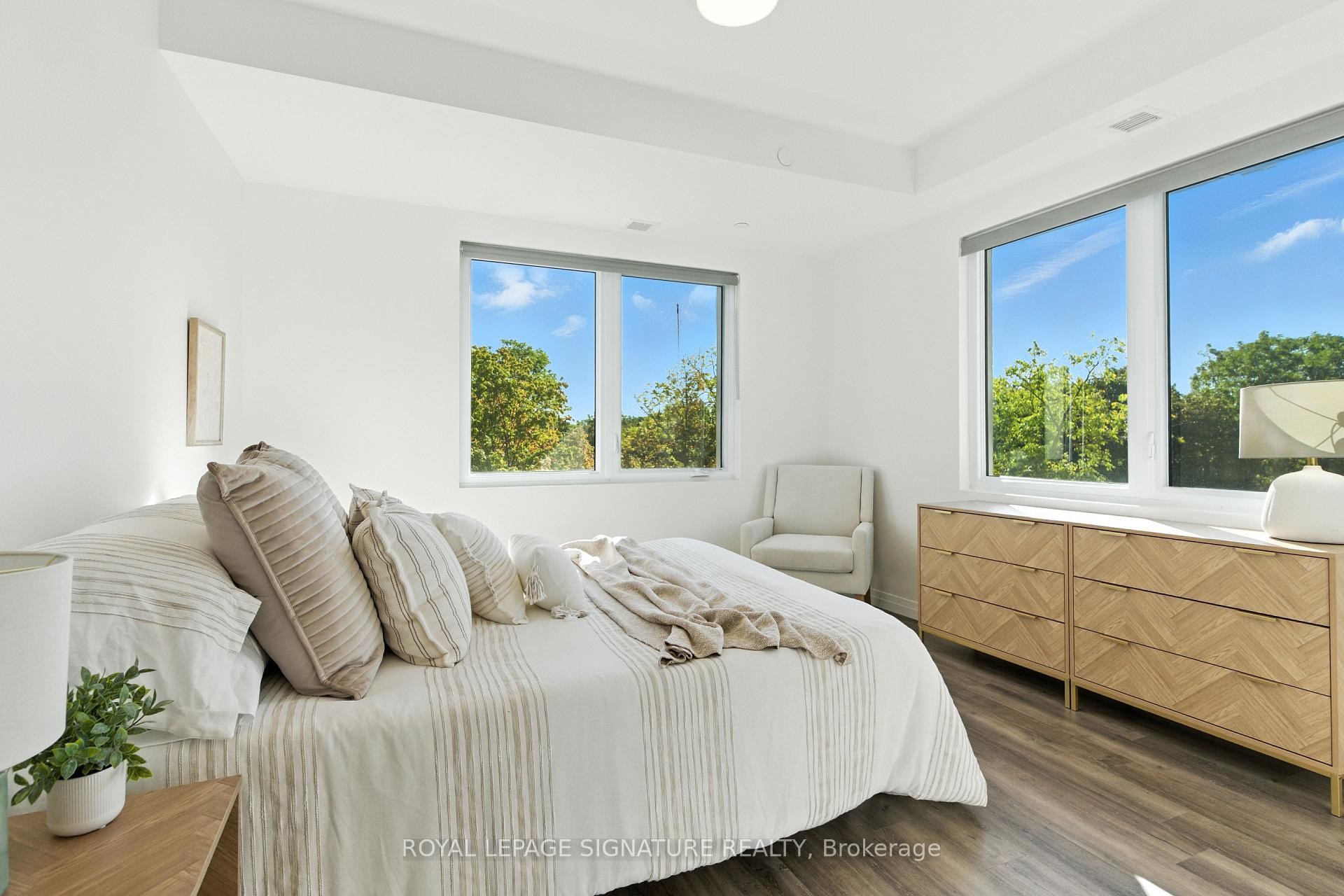 Model-98 Moore Street, St. Thomas, ON - Indoor Photo Showing Bedroom