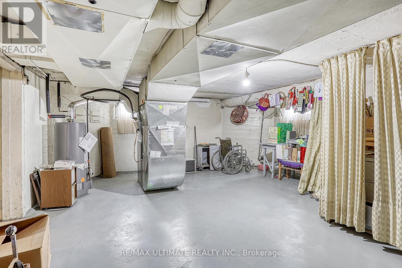 456 Manse Road, Toronto, ON - Indoor