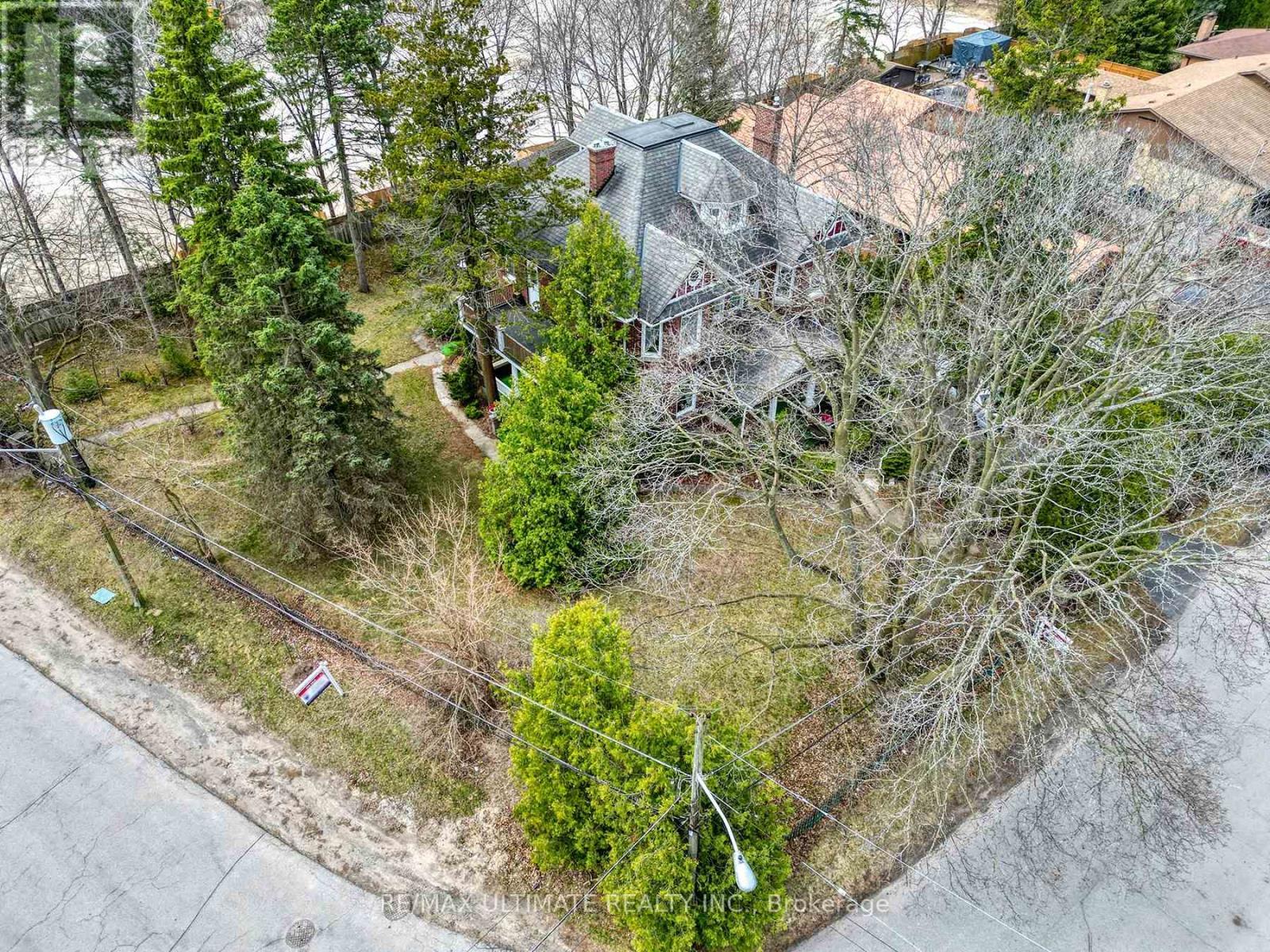 456 Manse Road, Toronto, ON - Outdoor