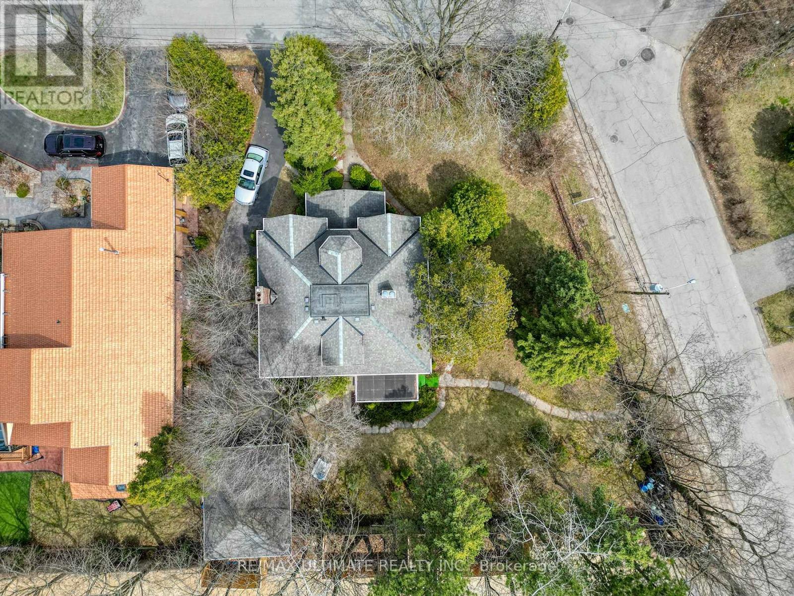 456 Manse Road, Toronto, ON - Outdoor