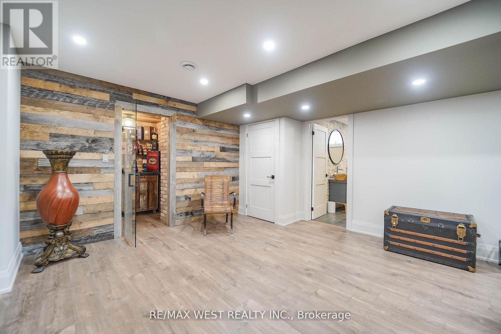 18 Wyndance Way, Uxbridge, ON - Indoor