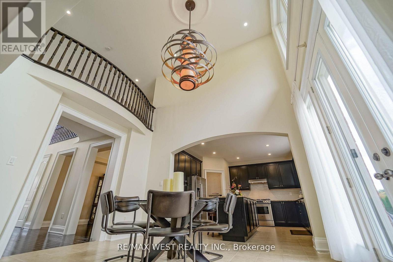 18 Wyndance Way, Uxbridge, ON - Indoor Photo Showing Other Room