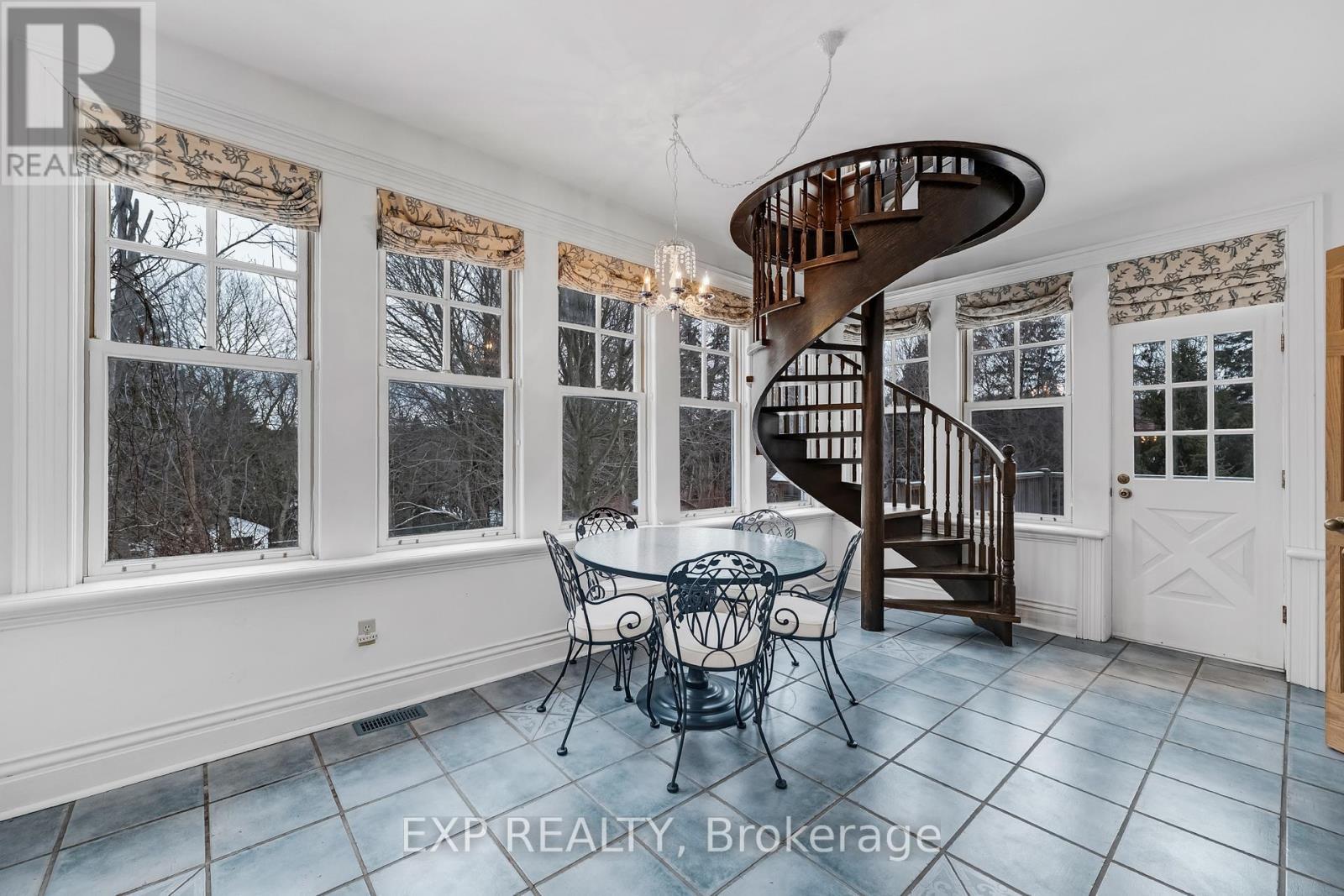 420 Kettleby Road, King, ON - Indoor