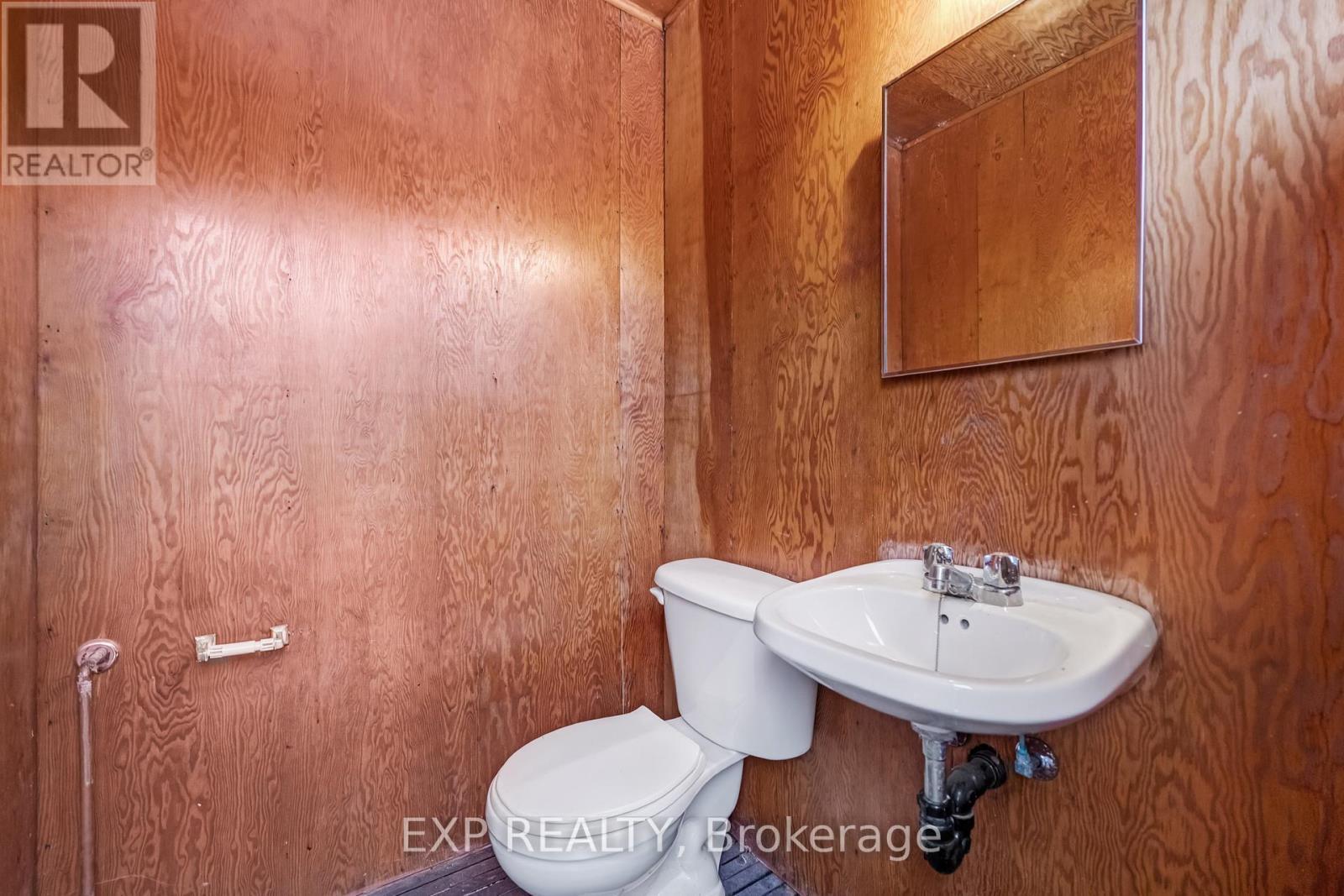420 Kettleby Road, King, ON - Indoor Photo Showing Bathroom