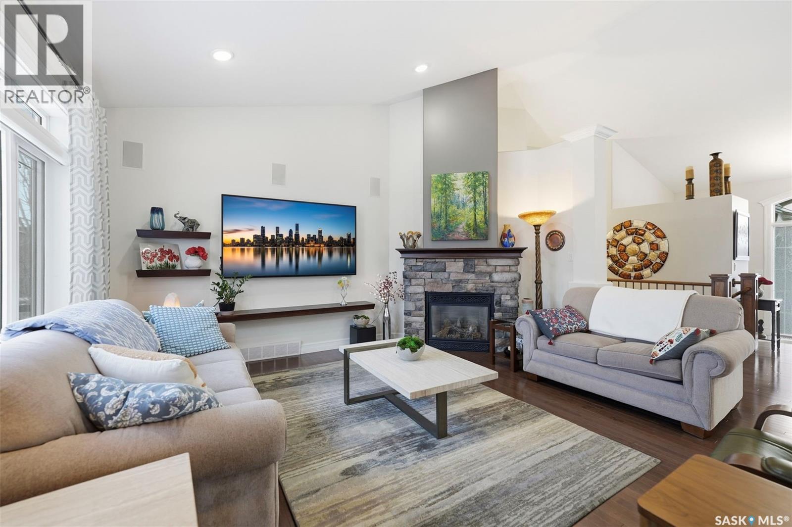 1202 Beechmont View, Saskatoon, SK - Indoor Photo Showing Living Room With Fireplace