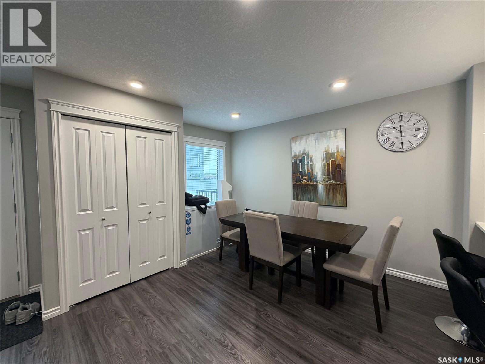 201 110 Akhtar Bend, Saskatoon, SK - Indoor Photo Showing Dining Room