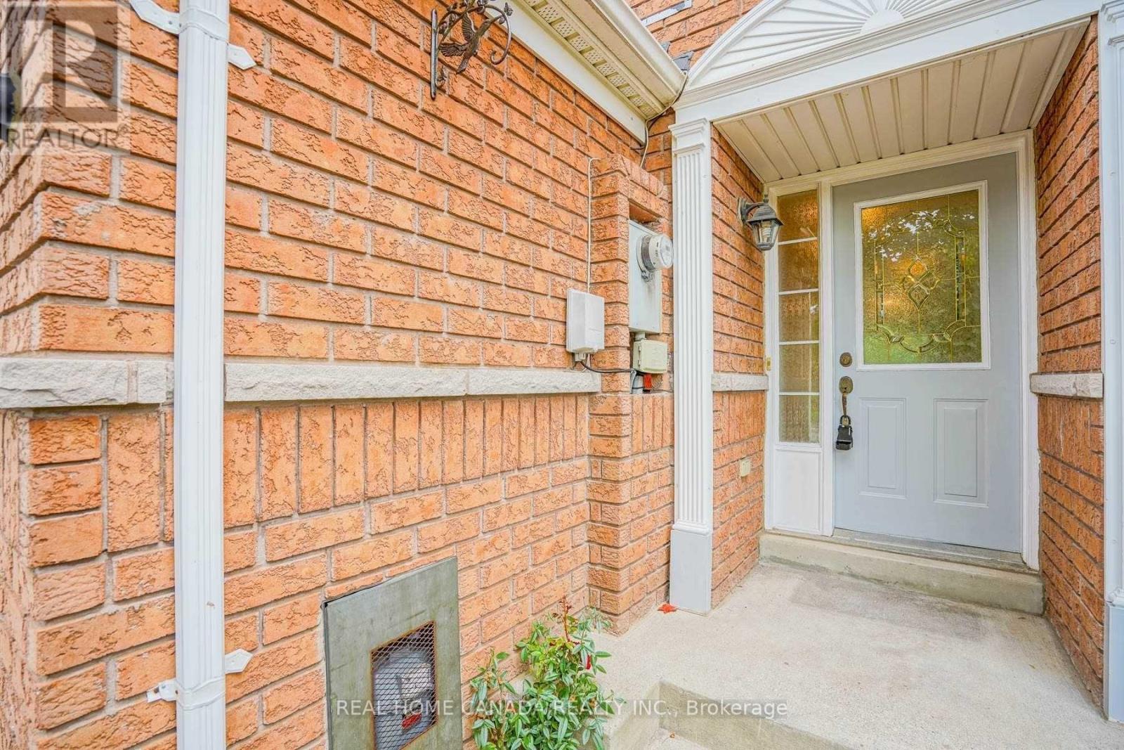 3323 Southwick Street, Mississauga, ON - Outdoor With Exterior