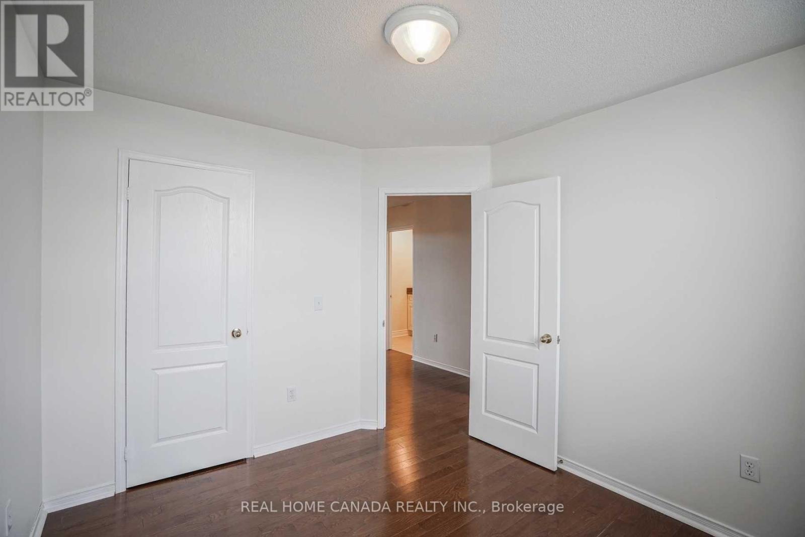 3323 Southwick Street, Mississauga, ON - Indoor Photo Showing Other Room
