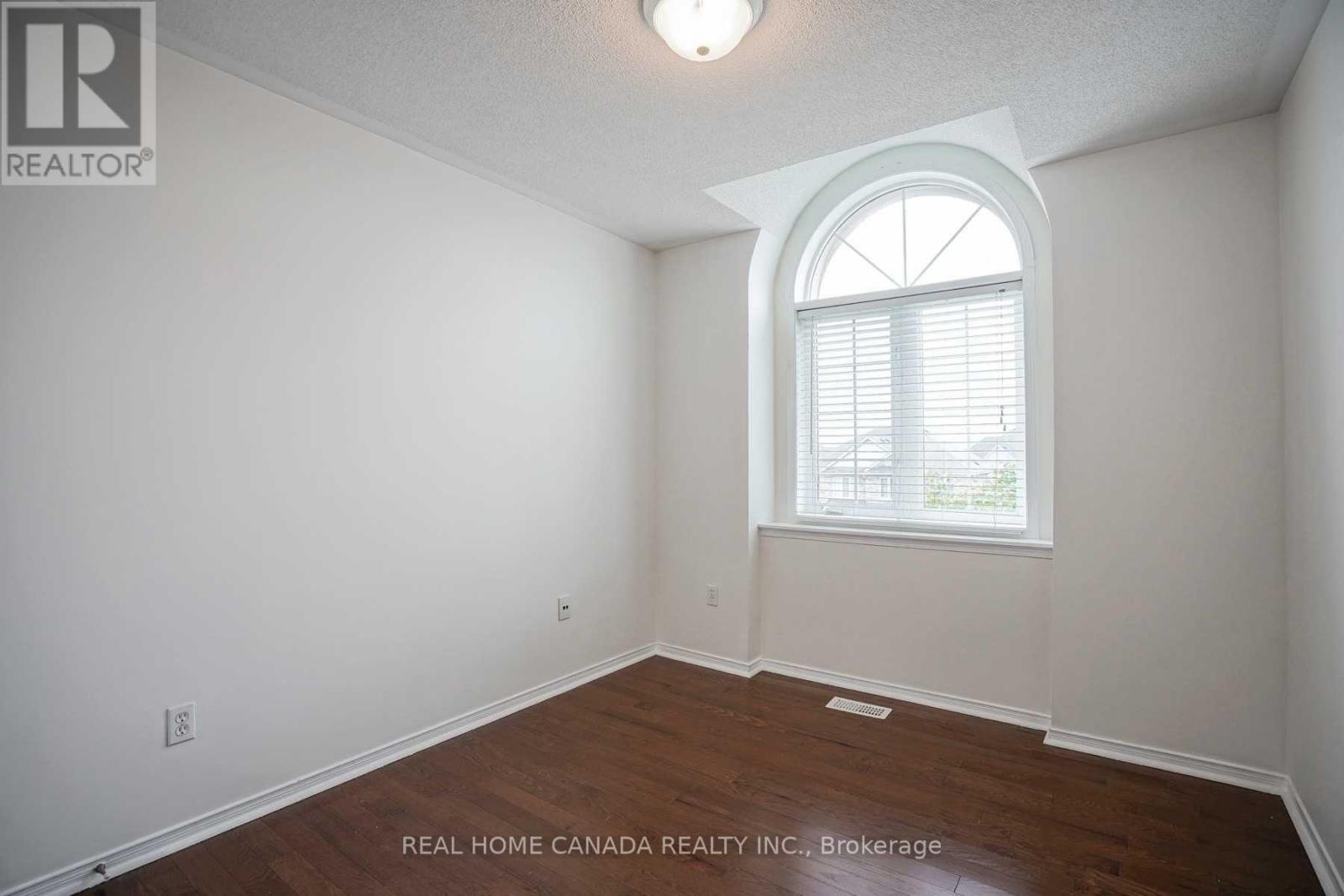 3323 Southwick Street, Mississauga, ON - Indoor Photo Showing Other Room