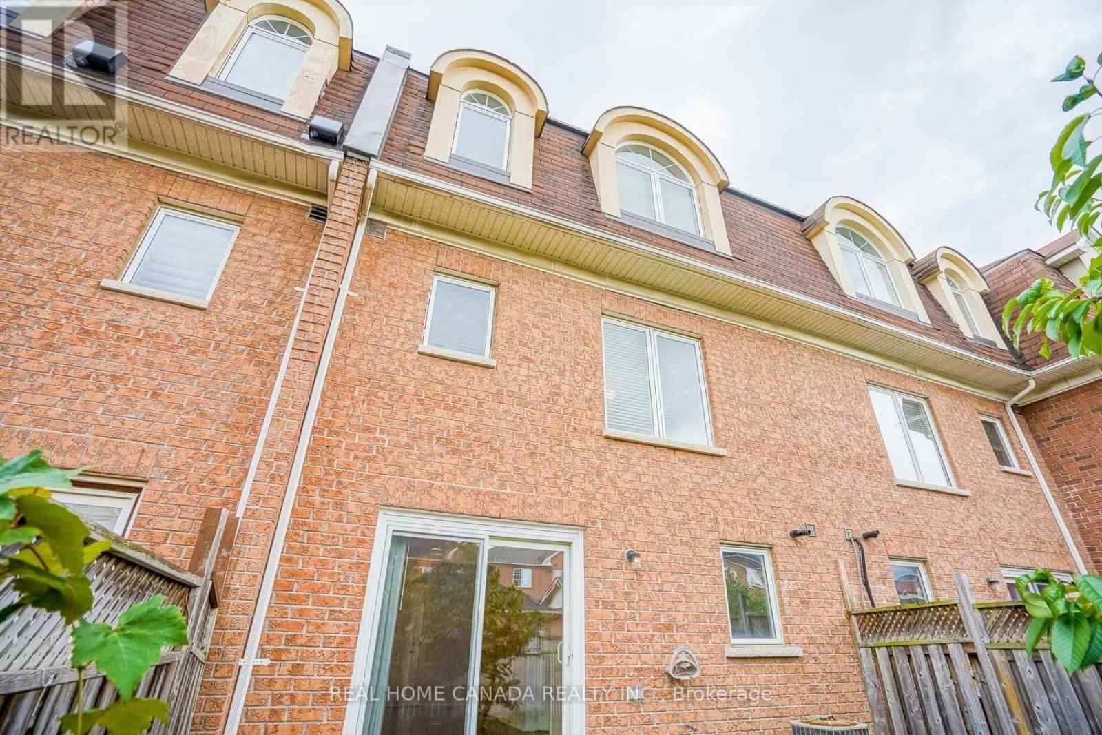 3323 Southwick Street, Mississauga, ON - Outdoor With Exterior