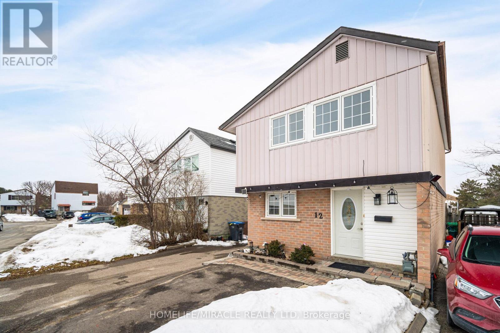 12 Huckleberry Square, Brampton, ON - Outdoor With Exterior