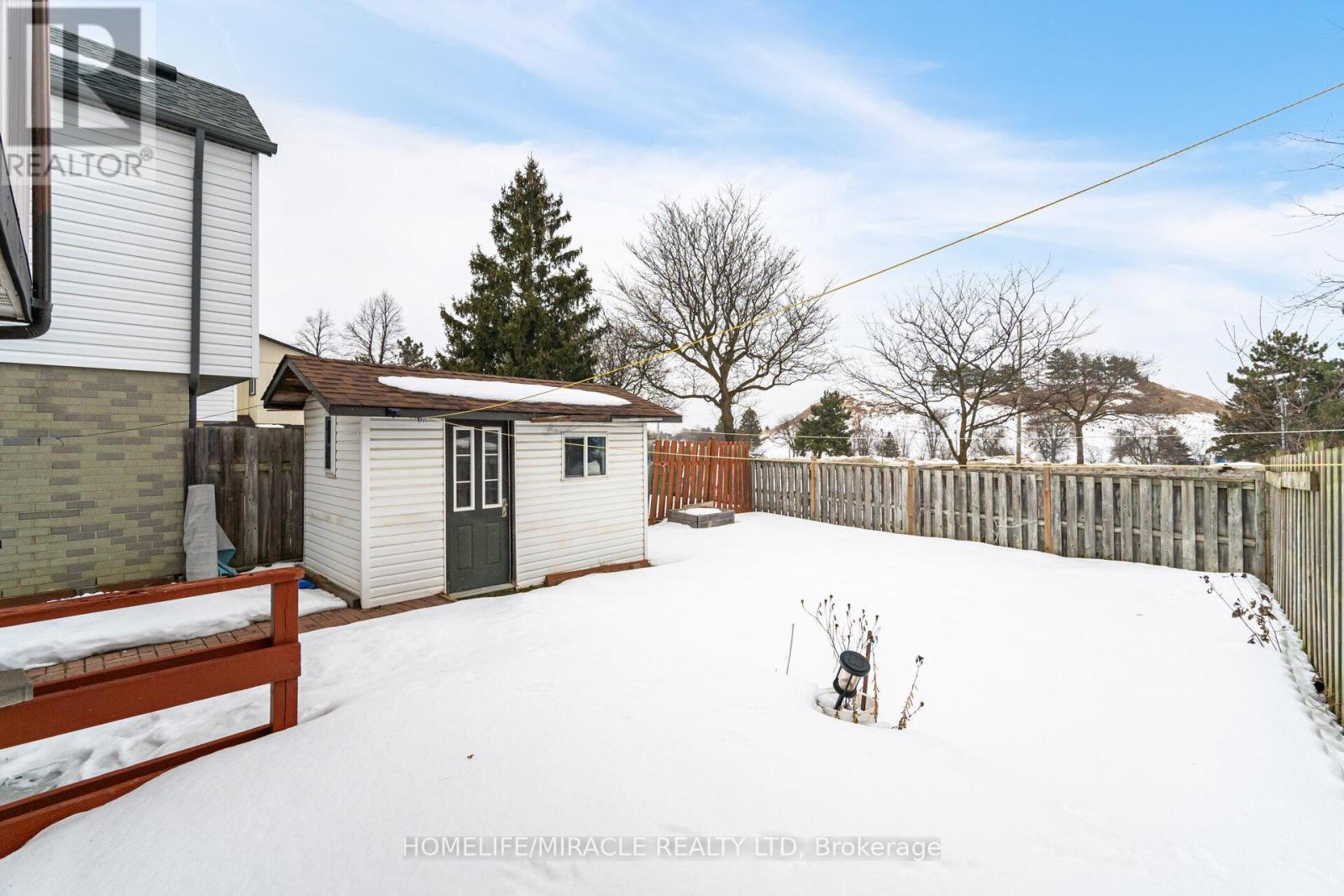 12 Huckleberry Square, Brampton, ON - Outdoor With Exterior