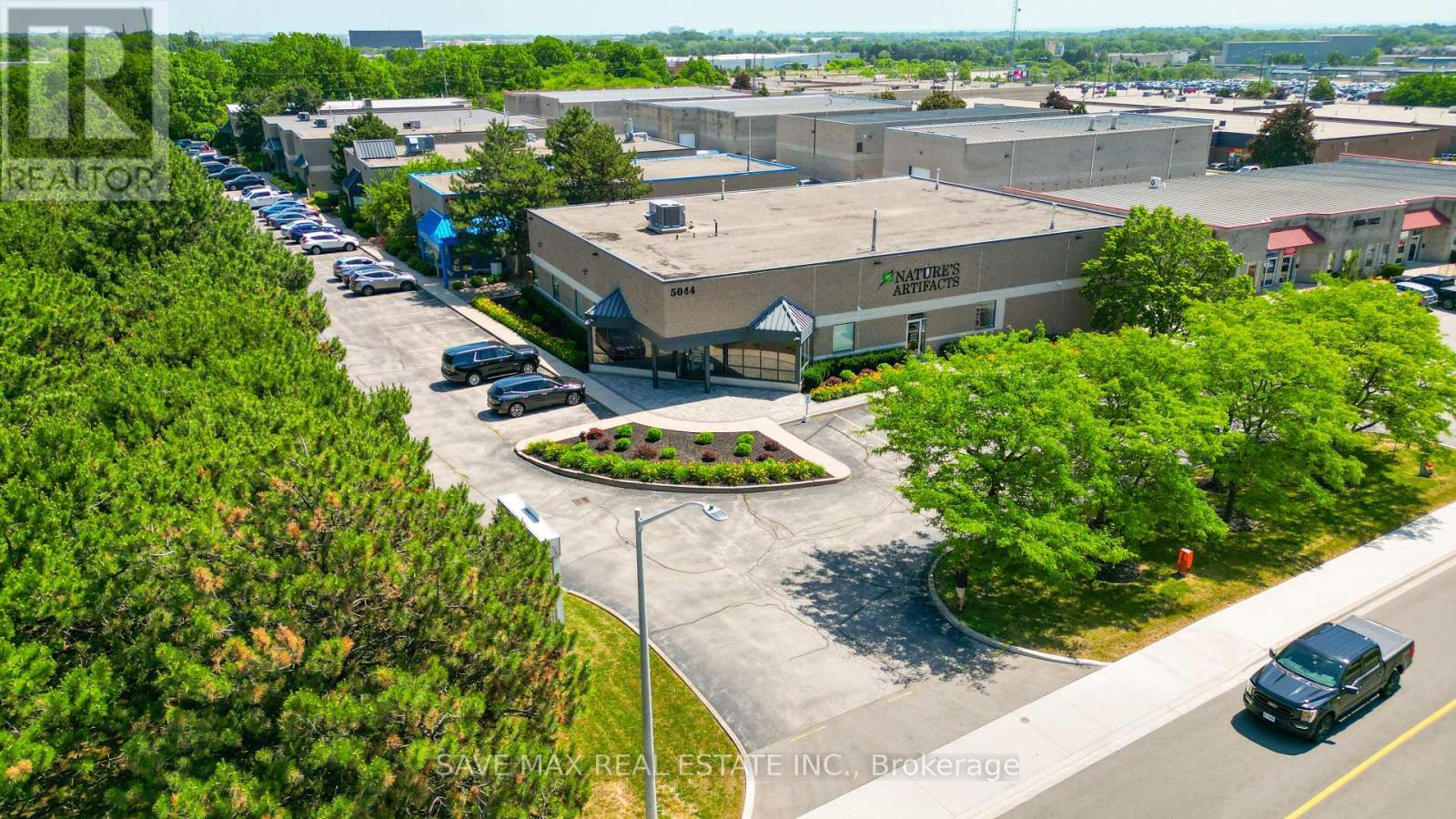 5044 South Service Road, Burlington, ON