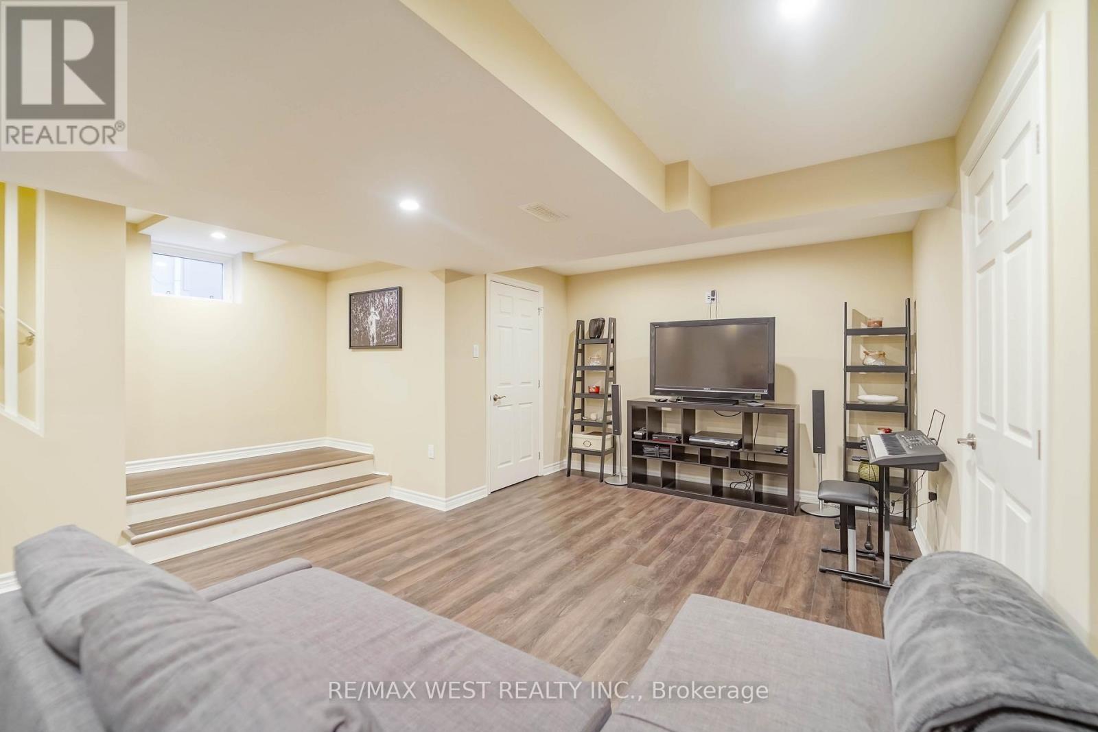 26 Manitoba Street, Toronto, ON - Indoor Photo Showing Basement