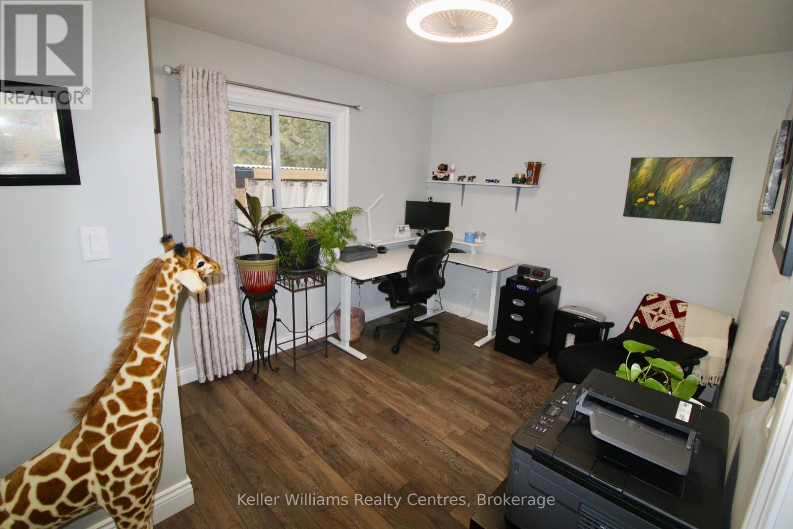 471 4Th Street, Hanover, ON - Indoor Photo Showing Office