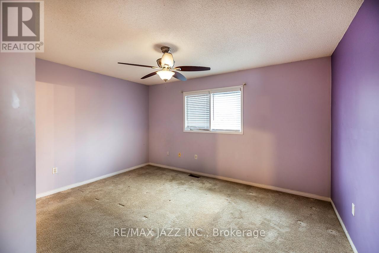 16 Goodwin Avenue, Clarington (Bowmanville), ON - Indoor Photo Showing Other Room