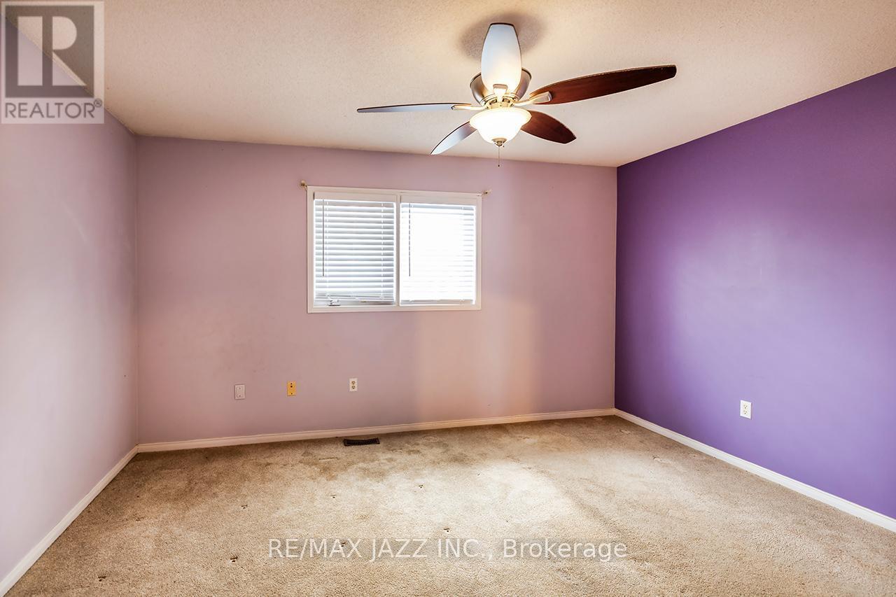 16 Goodwin Avenue, Clarington (Bowmanville), ON - Indoor Photo Showing Other Room