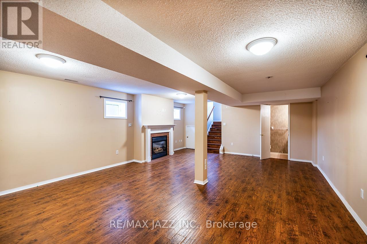 16 Goodwin Avenue, Clarington (Bowmanville), ON - Indoor