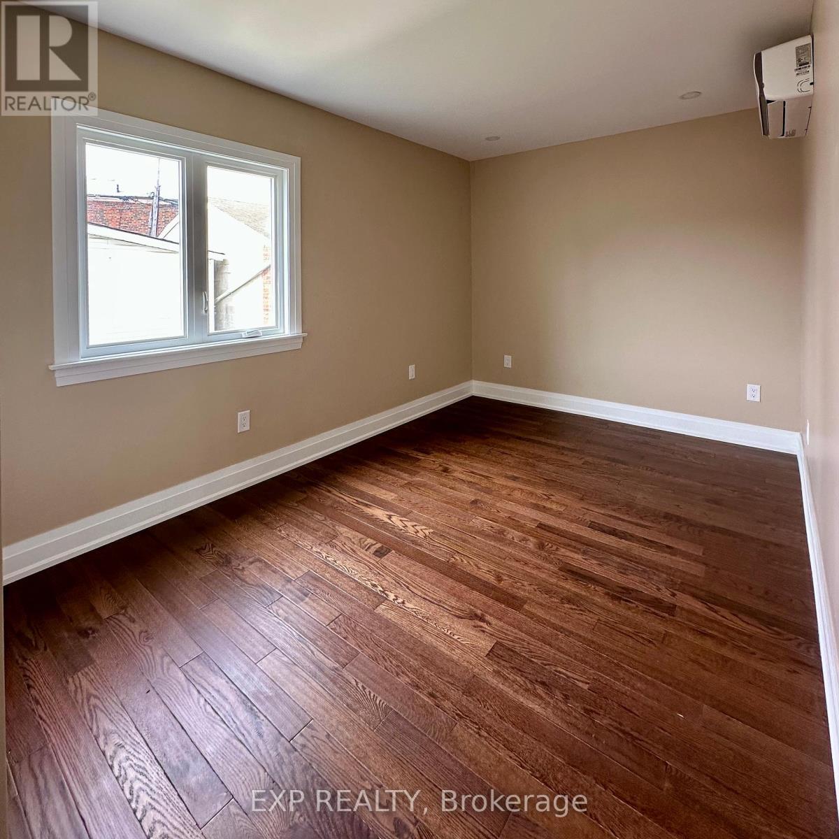 6 Lapp Street, Toronto (Rockcliffe-Smythe), ON - Indoor Photo Showing Other Room