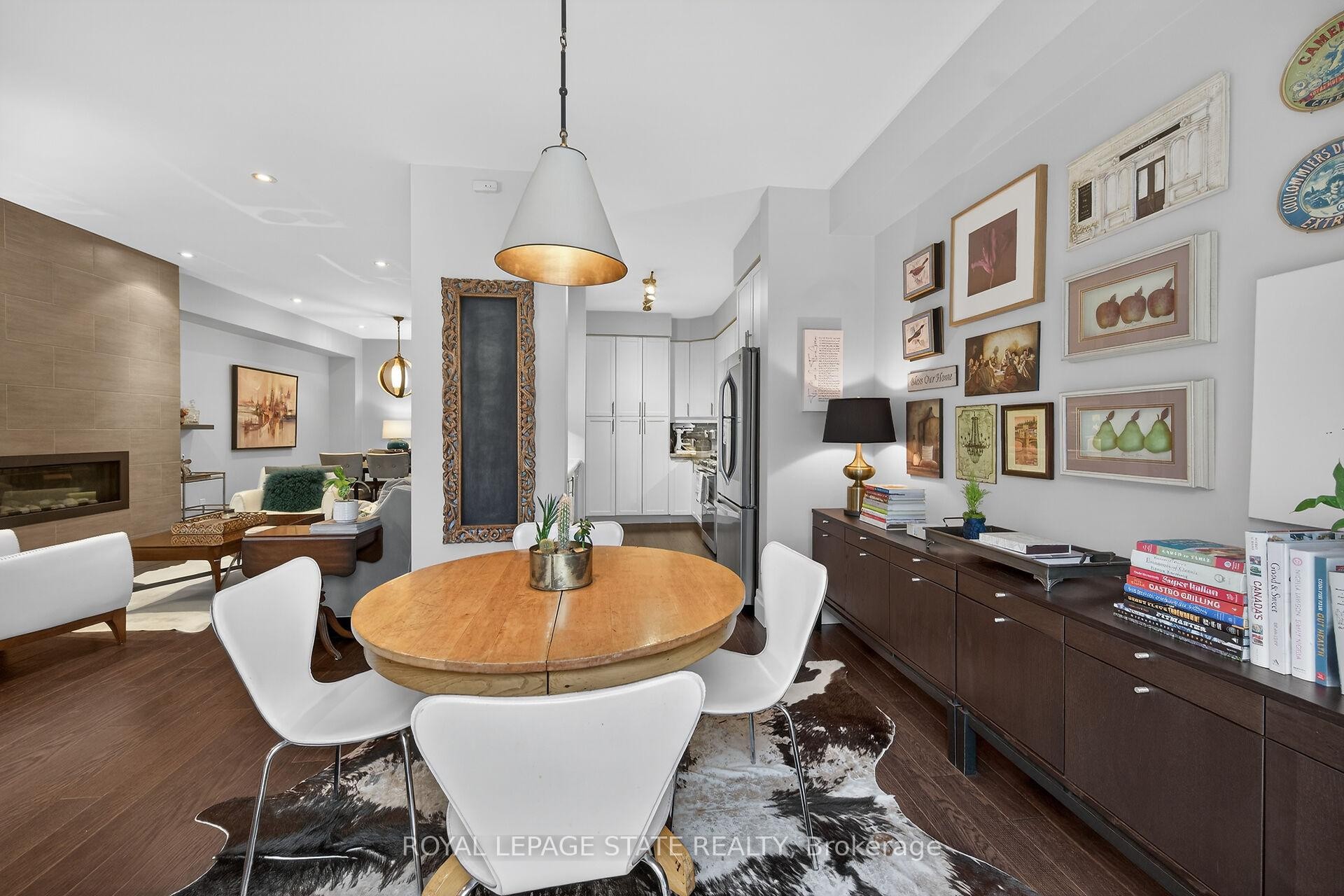 19-71 Sulphur Springs Road, Hamilton, ON - Indoor With Fireplace