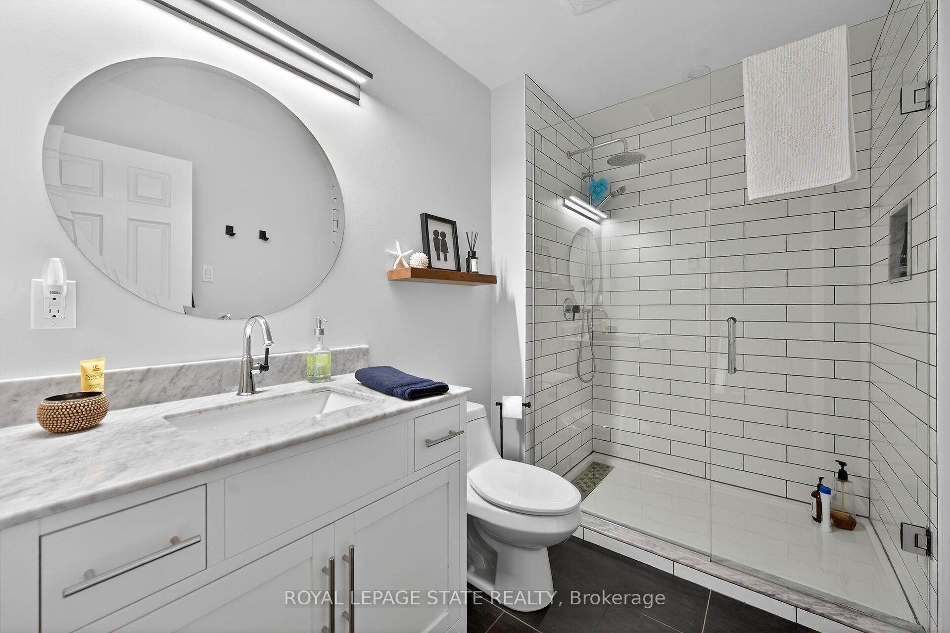 19-71 Sulphur Springs Road, Hamilton, ON - Indoor Photo Showing Bathroom